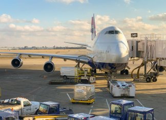 Wpływ transportu powietrznego na globalne trendy gospodarcze i kształtowanie współczesnych łańcuchów dostaw opakodrew.com - art5 - lukasz.jpg